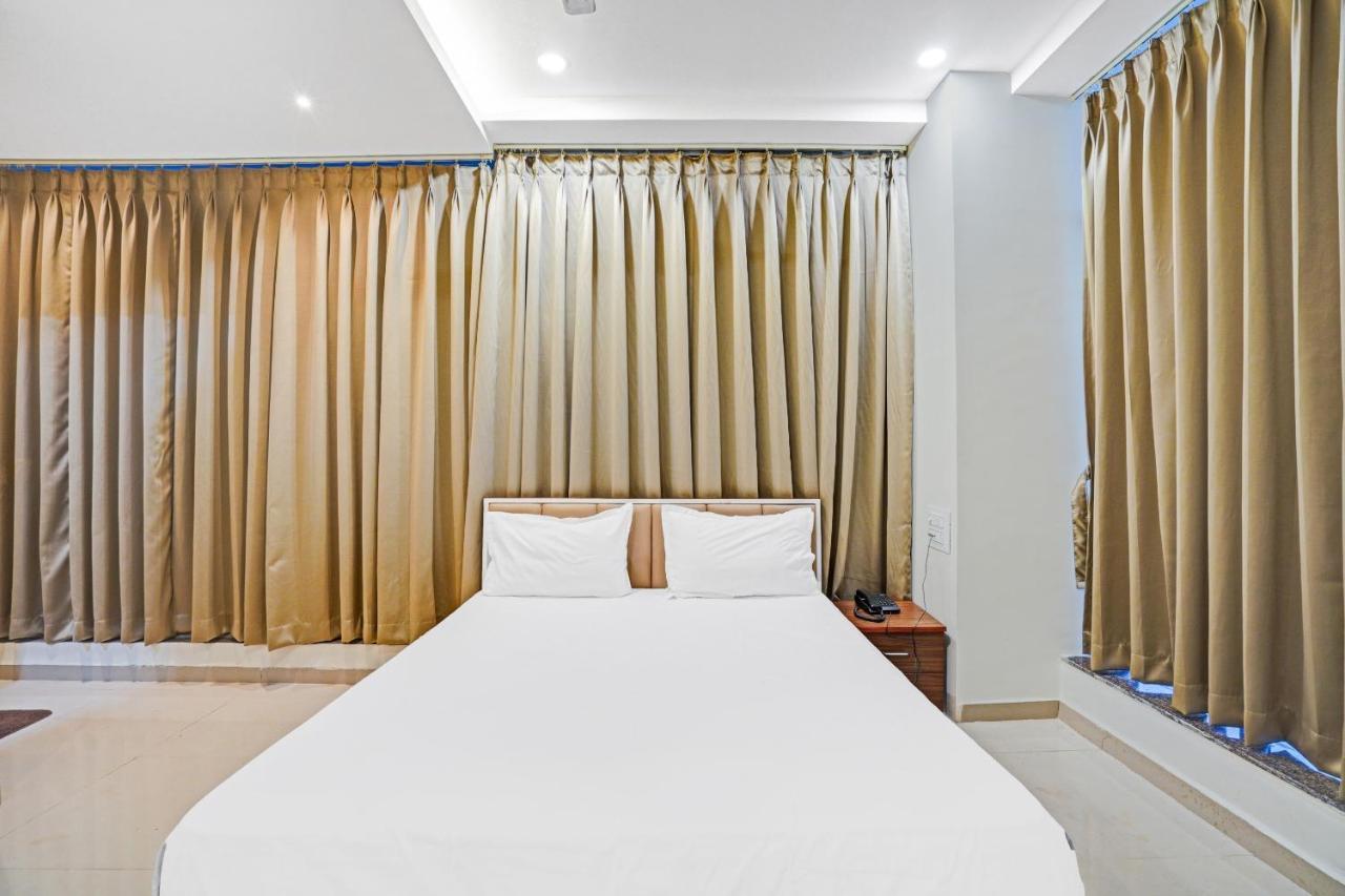 Collection O 83775 Hotel 4King สุรัต ภายนอก รูปภาพ