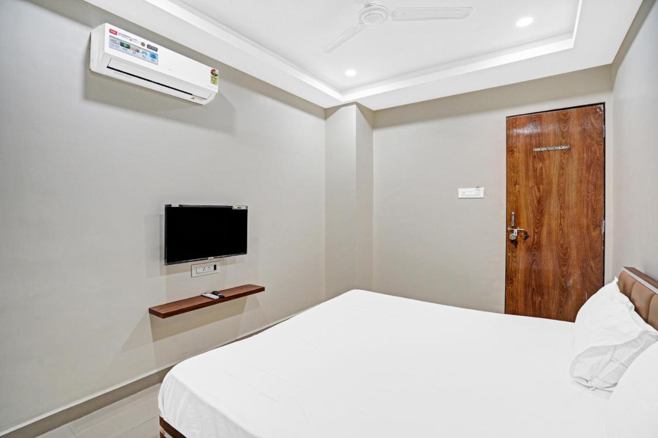 Collection O 83775 Hotel 4King สุรัต ภายนอก รูปภาพ